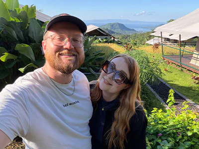 Liam und seine Frau Maisie im Kaura in Manggis, Bali