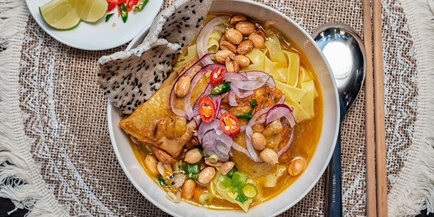 Mì Quảng aus Vietnam