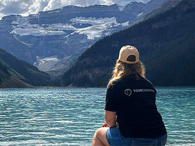 Louise von TourCompass am Lake Louise