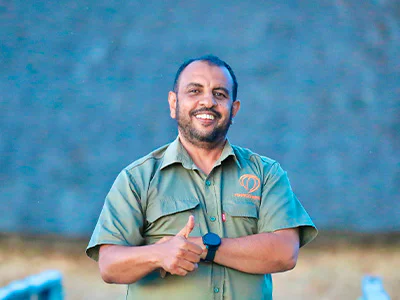 Madeal Simba – Safariguide in Tansania