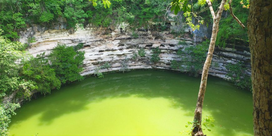 Cenote Sagrado