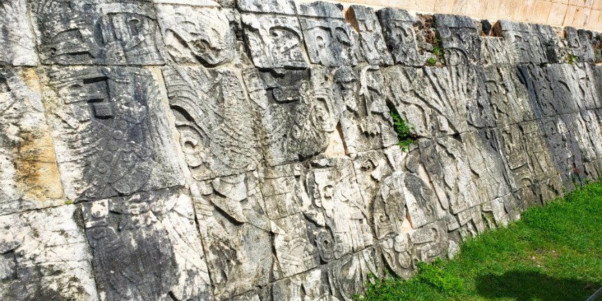 Chichen Itza Wand