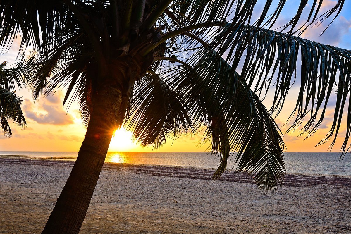 Sonnenuntergang über Diani Beach