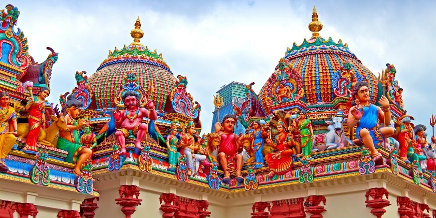 Der Tempel Sri Mariamman in Singapur