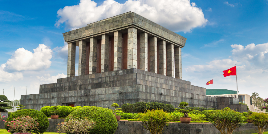 Ho-Chi-Minh-Mausoleum in Hanoi