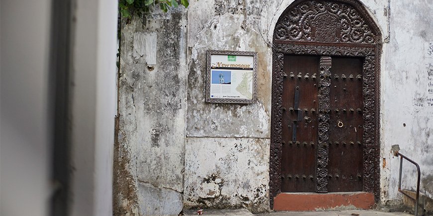 Tür mit tollen Details in Stone Town