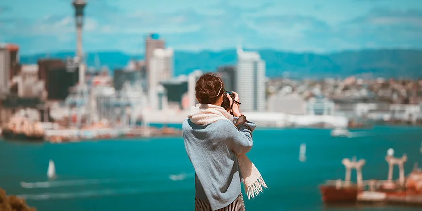 Frau fotografiert in Auckland
