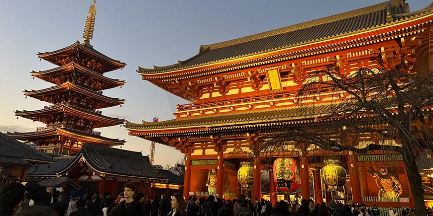 Senso-ji im Abendlicht